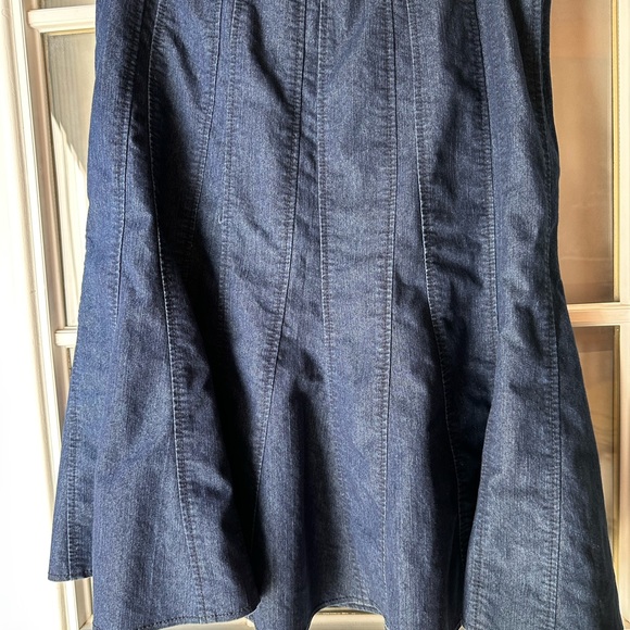 LARRY LEVINE PETITE - Stretch DENIM Skirt Sz 10P - BLUE - Picture 11 of 12